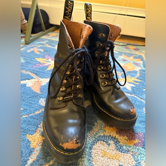 Dr. Martens Women’s Leona Leather Boots - Picture 3 of 8
